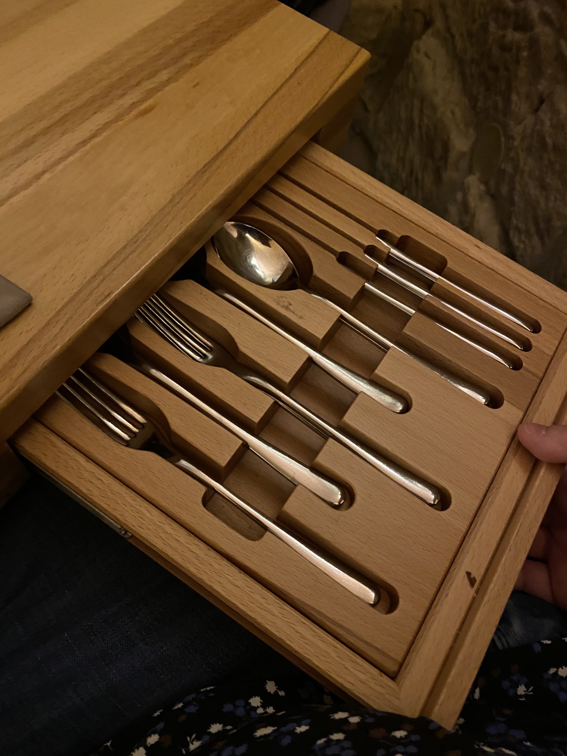 Cutlery drawer